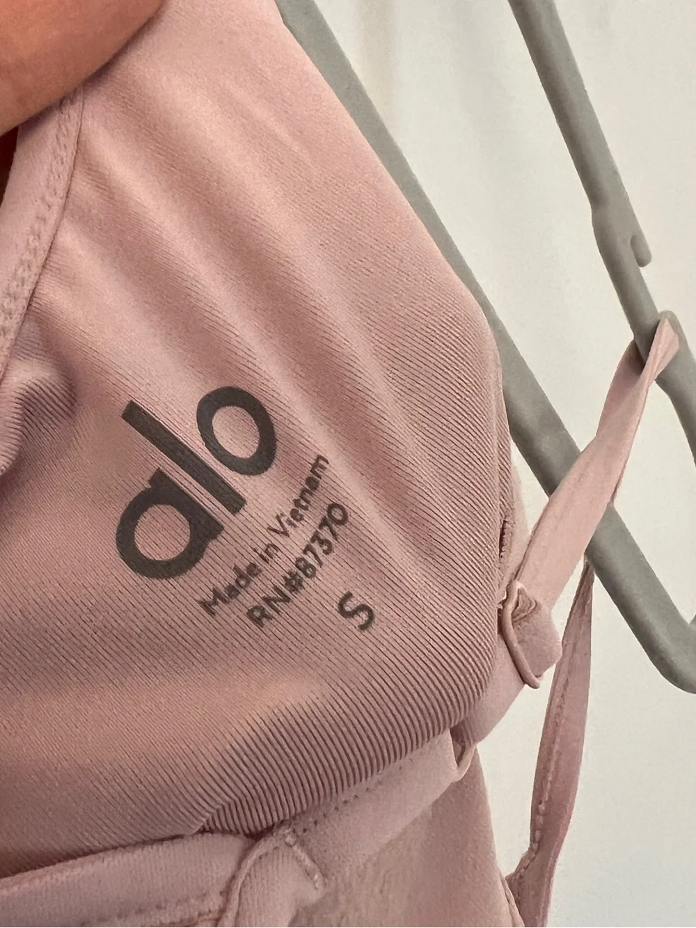Alo S Light Pink Strappy Crop Tank Top